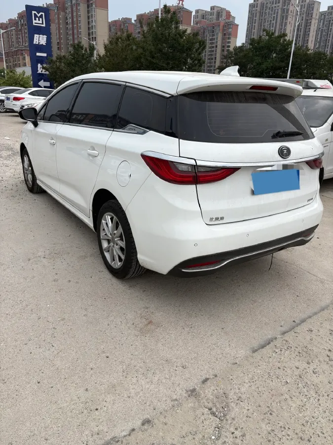 2019 BYD Song MAX 1.5T 154HP L4 6MT,autocango,china used car exporter,china ev exporter,chinese used car exporter,chinese used ev exporter
