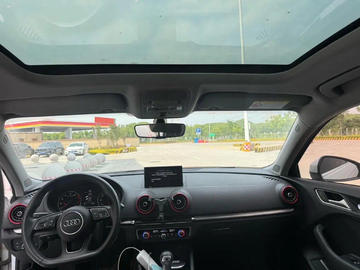 2020 Audi A3 1.4T 150HP L4 7DCT,autocango,china used car exporter,china ev exporter,chinese used car exporter,chinese used ev exporter