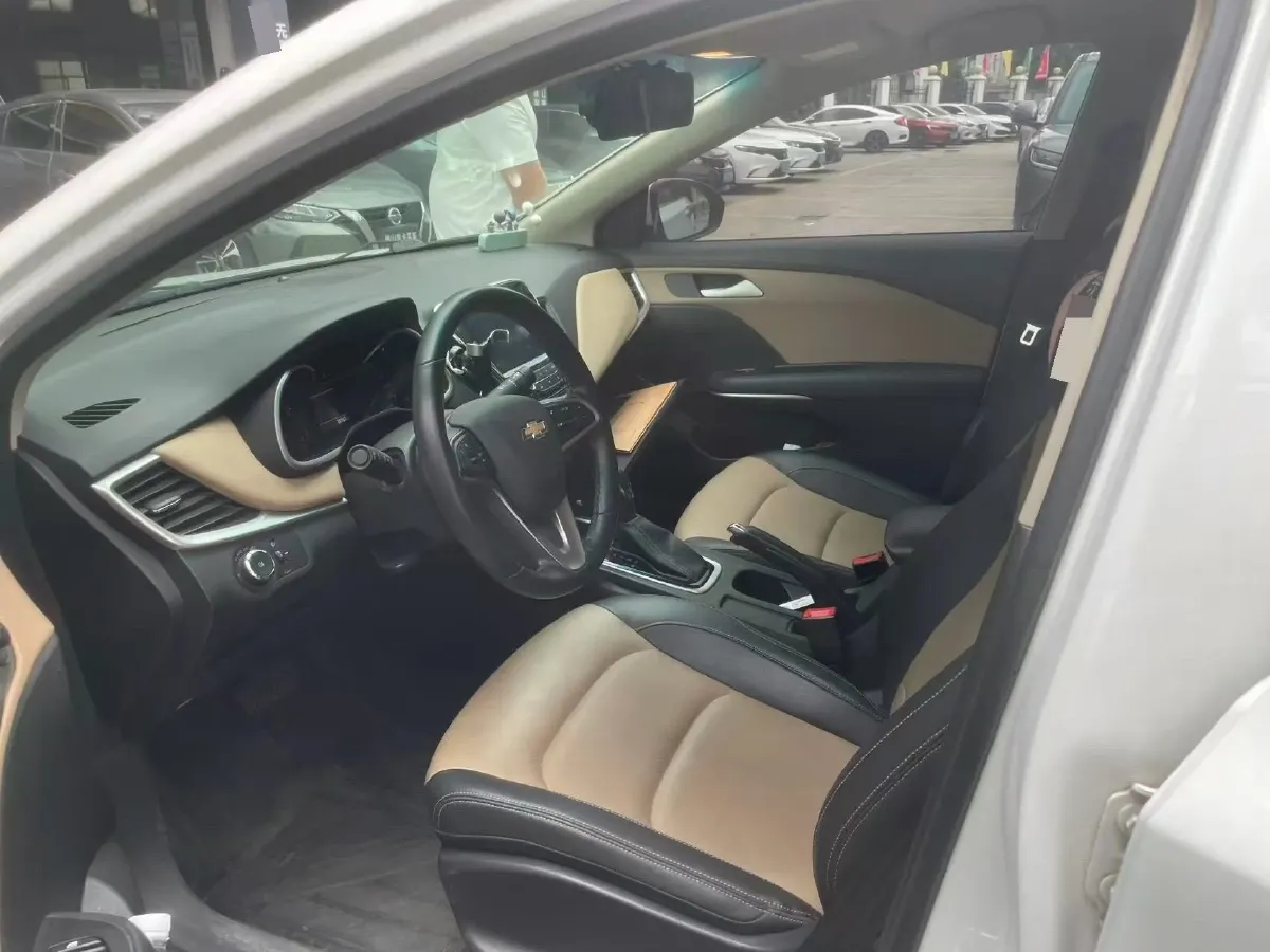2020 Chevrolet Monza 1.5L 113HP L4 6AT,autocango,china used car exporter,china ev exporter,chinese used car exporter,chinese used ev exporter