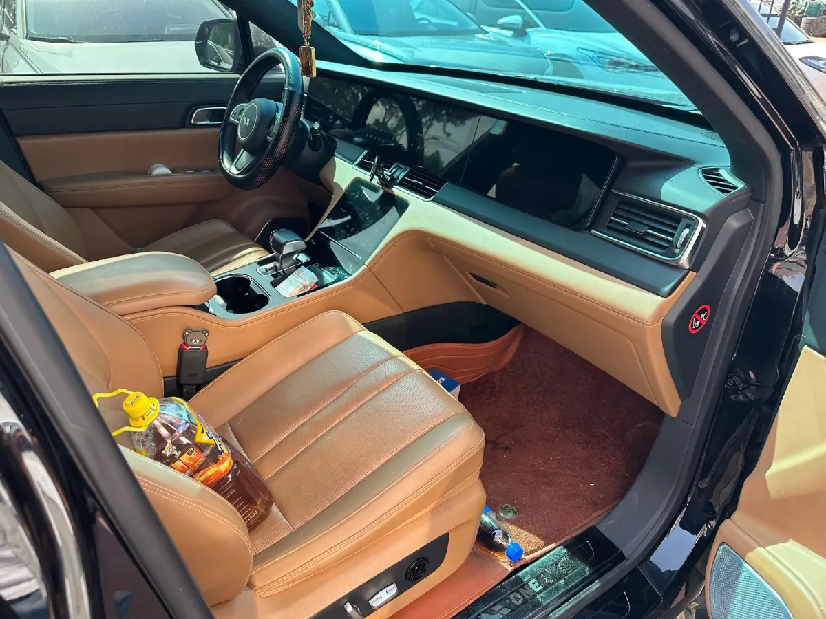 2020 Li ONE Range Extended 131HP REEV 40.5KWH,autocango,china used car exporter,china ev exporter,chinese used car exporter,chinese used ev exporter