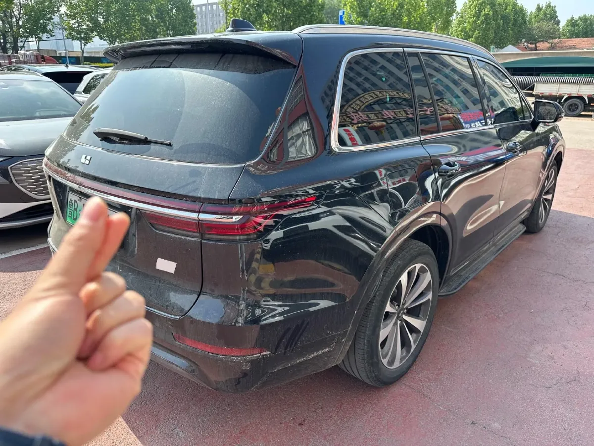 2020 Li ONE Range Extended 131HP REEV 40.5KWH,autocango,china used car exporter,china ev exporter,chinese used car exporter,chinese used ev exporter