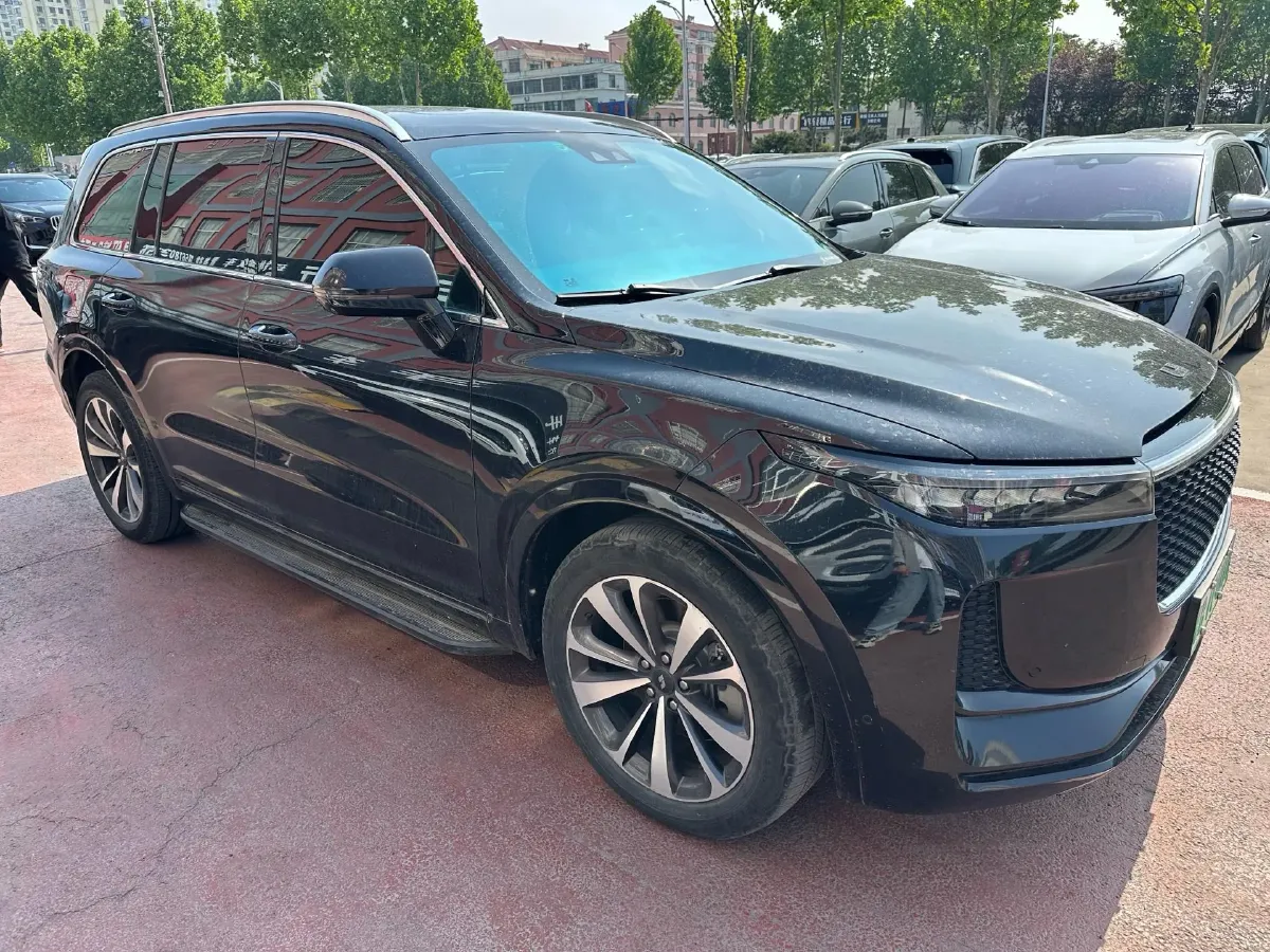 2020 Li ONE Range Extended 131HP REEV 40.5KWH,autocango,china used car exporter,china ev exporter,chinese used car exporter,chinese used ev exporter