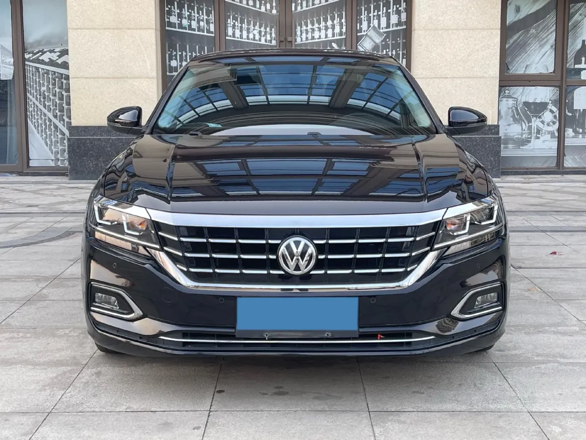 2019 Volvo V40 1.5T 152HP L4 6AT,autocango,china used car exporter,china ev exporter,chinese used car exporter,chinese used ev exporter