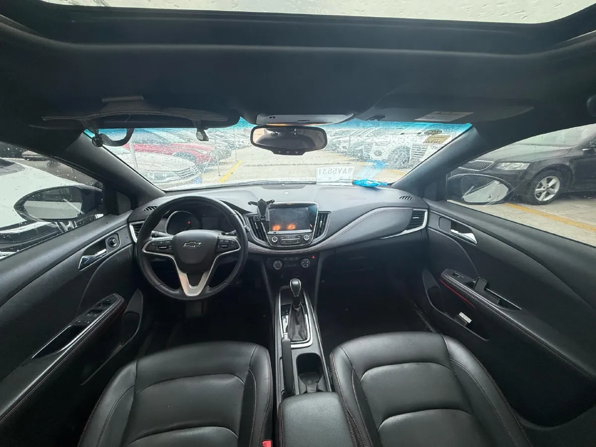 2019 Chevrolet Monza 1.3T 163HP L3 6AT,autocango,china used car exporter,china ev exporter,chinese used car exporter,chinese used ev exporter