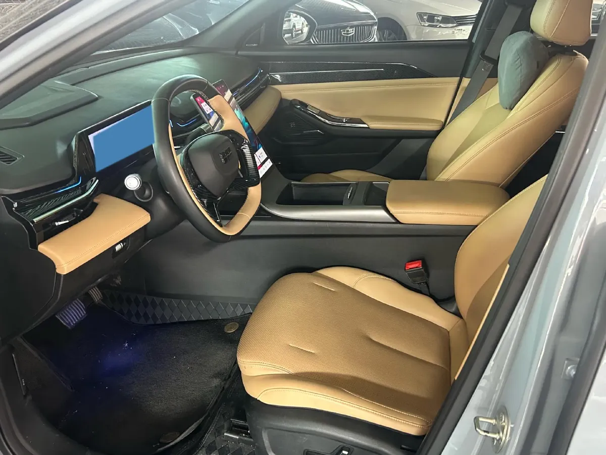 2023 Geely Galaxy L6 1.5T 163HP L4 3DHT PHEV,autocango,china used car exporter,china ev exporter,chinese used car exporter,chinese used ev exporter