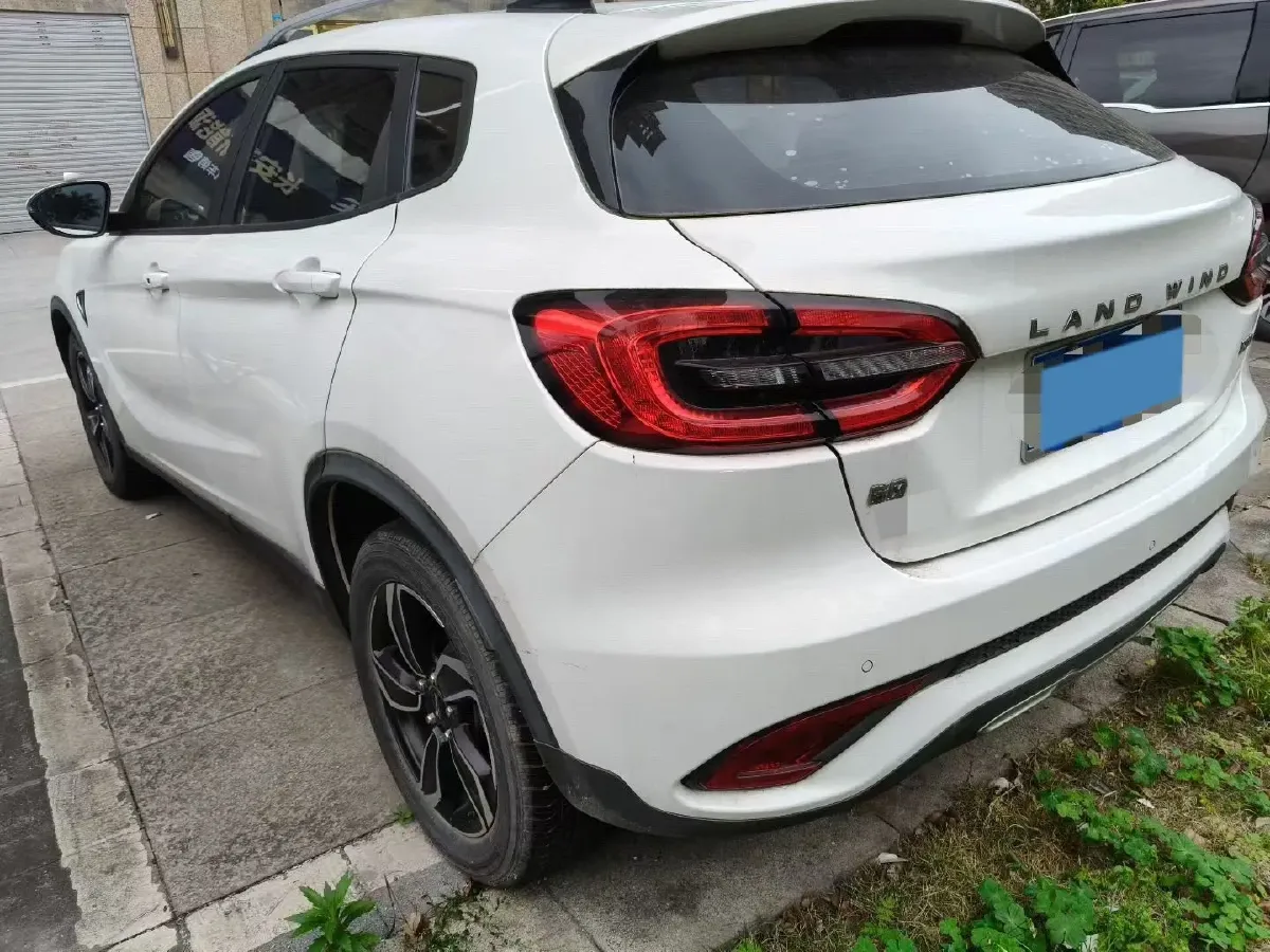 2018 Landwind XiaoYao 1.5T 163HP L4 CVT,autocango,china used car exporter,china ev exporter,chinese used car exporter,chinese used ev exporter