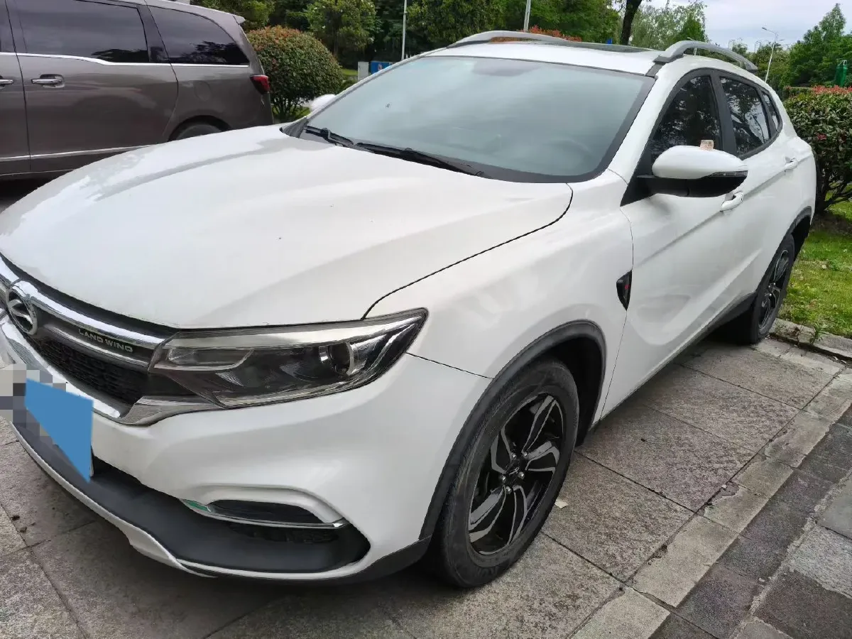2018 Landwind XiaoYao 1.5T 163HP L4 CVT,autocango,china used car exporter,china ev exporter,chinese used car exporter,chinese used ev exporter