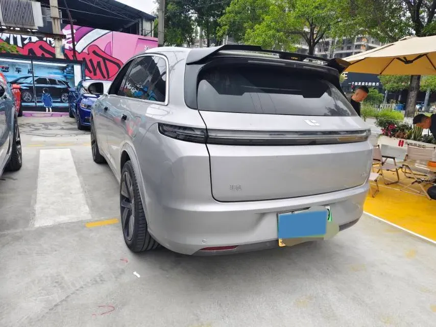 2023 Li L7 Range Extended 154HP REEV 40.9KWH,autocango,china used car exporter,china ev exporter,chinese used car exporter,chinese used ev exporter