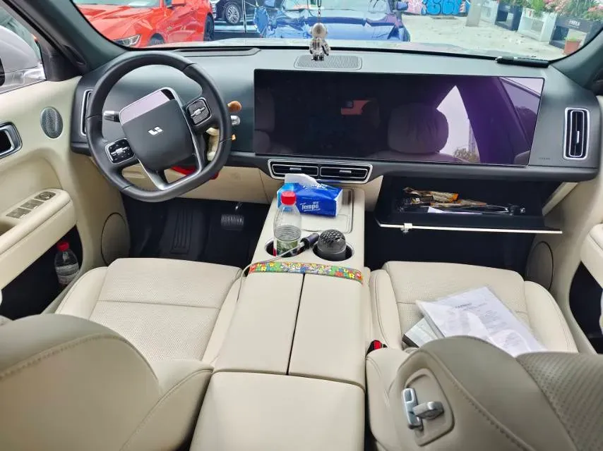 2023 Li L7 Range Extended 154HP REEV 40.9KWH,autocango,china used car exporter,china ev exporter,chinese used car exporter,chinese used ev exporter
