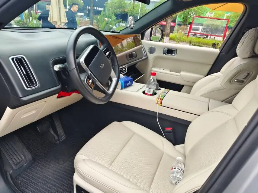 2023 Li L7 Range Extended 154HP REEV 40.9KWH,autocango,china used car exporter,china ev exporter,chinese used car exporter,chinese used ev exporter