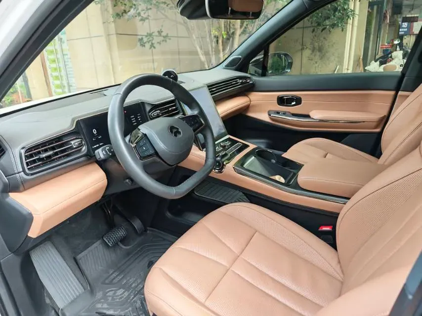 2020 NIO ES8 BEV 70KWH,autocango,china used car exporter,china ev exporter,chinese used car exporter,chinese used ev exporter