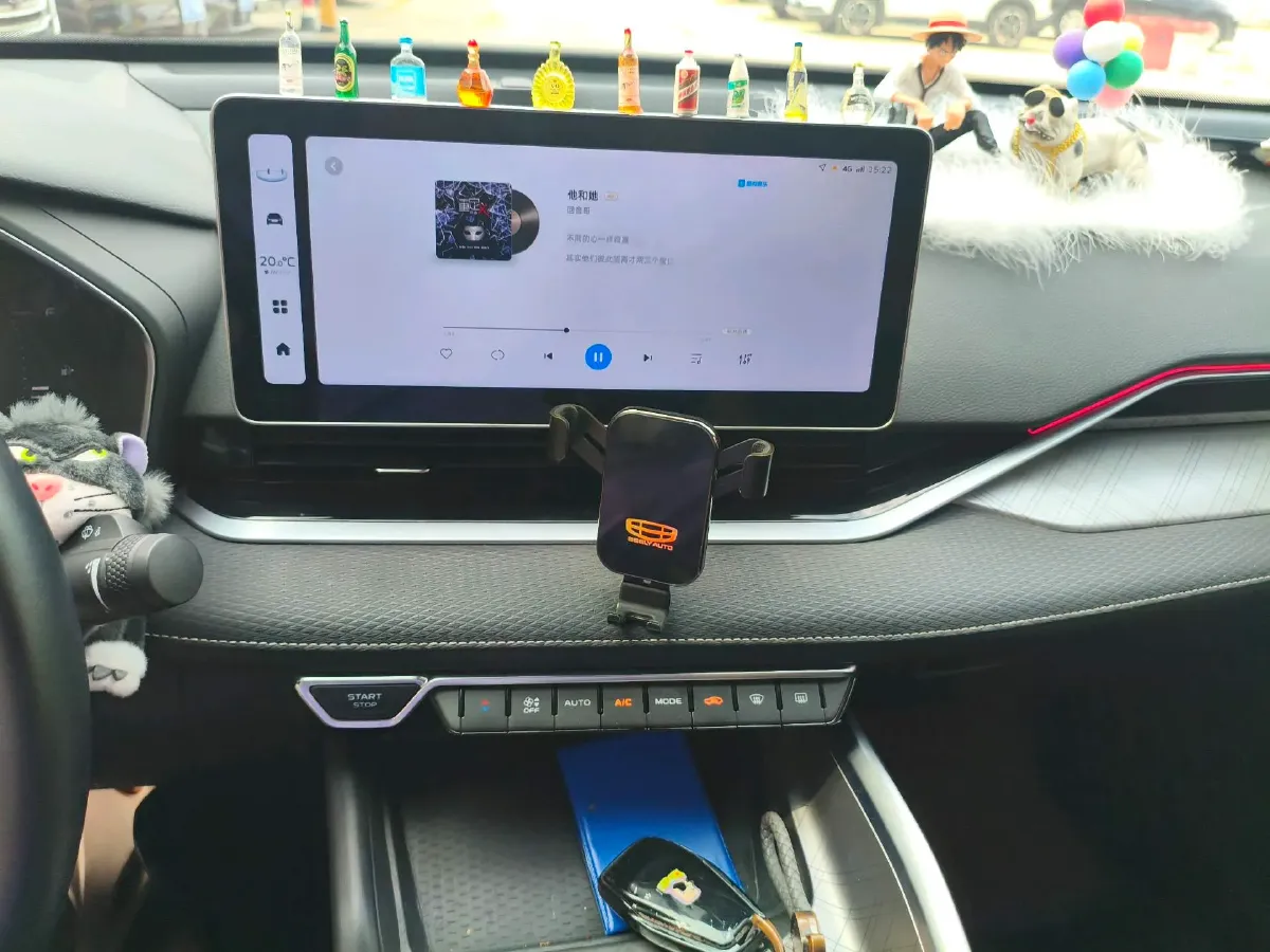 2023 Geely Preface 2.0T 190HP L4 7DCT,autocango,china used car exporter,china ev exporter,chinese used car exporter,chinese used ev exporter
