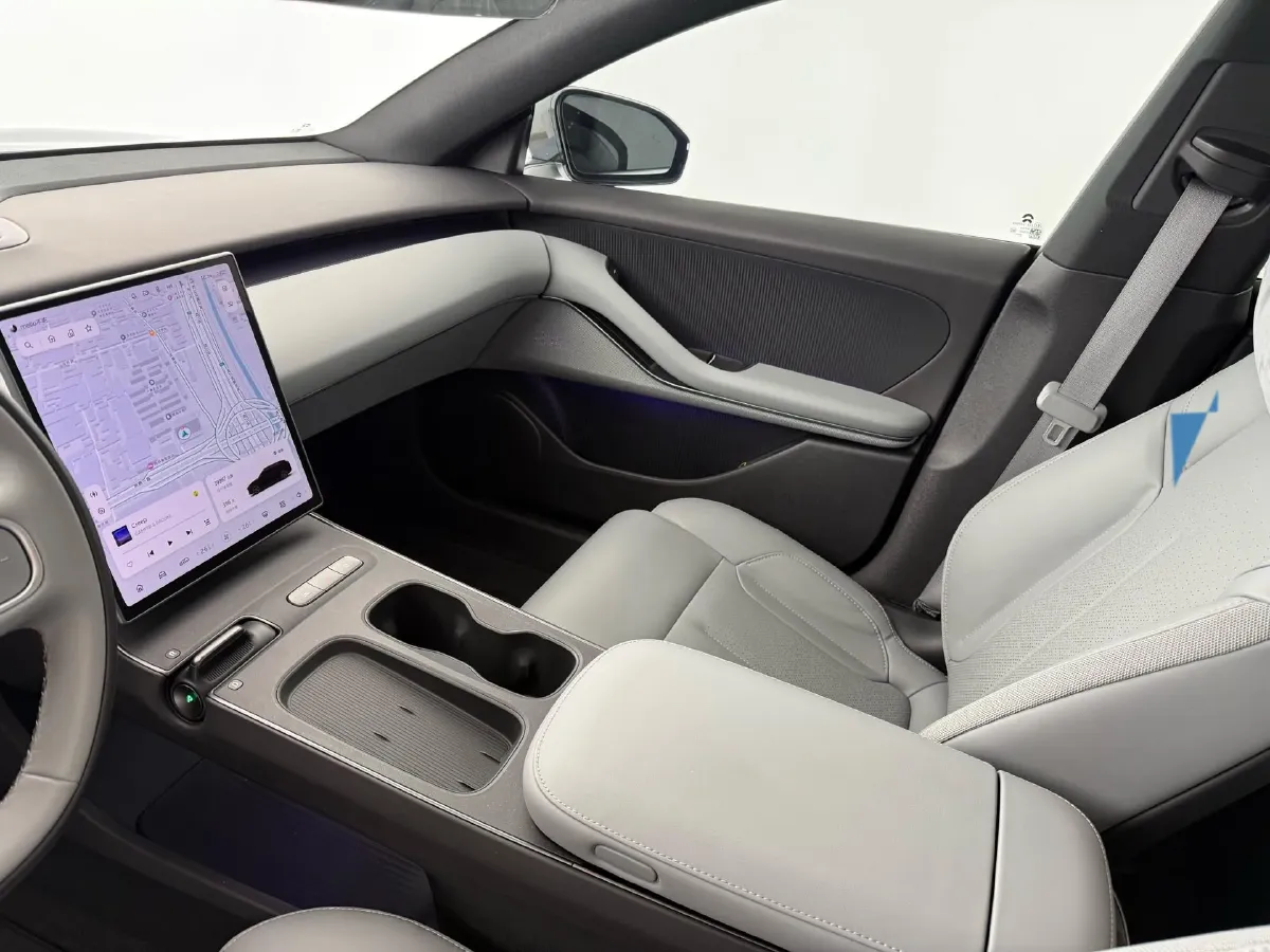 2024 NIO ET5T BEV 75KWH,autocango,china used car exporter,china ev exporter,chinese used car exporter,chinese used ev exporter
