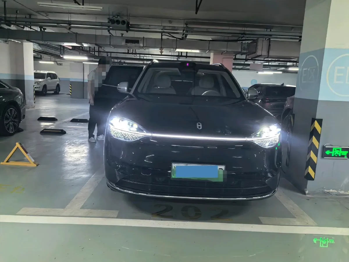 2024 HIMA AITO M9 1.5T 152HP L4 REEV 52KWH,autocango,china used car exporter,china ev exporter,chinese used car exporter,chinese used ev exporter