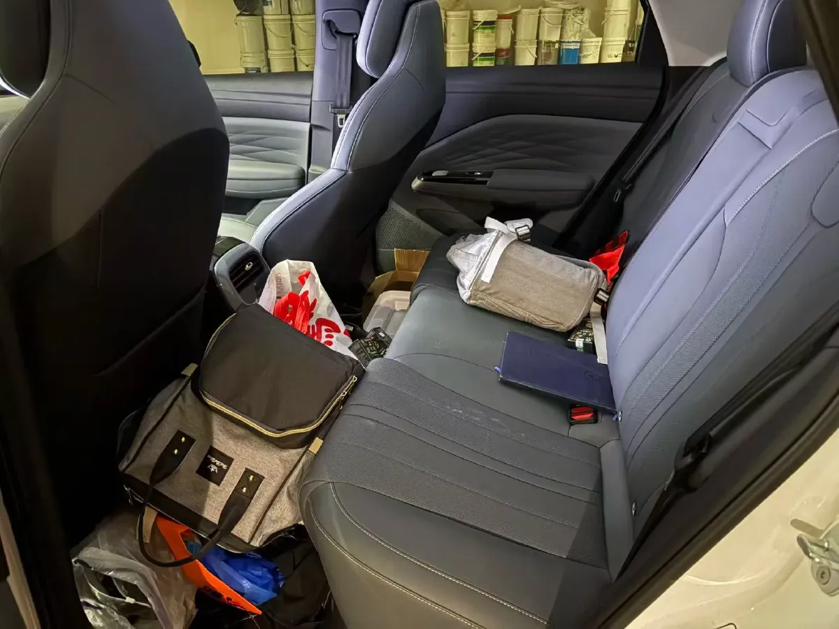 2025 ARCFOX T1 BEV,autocango,china used car exporter,china ev exporter,chinese used car exporter,chinese used ev exporter