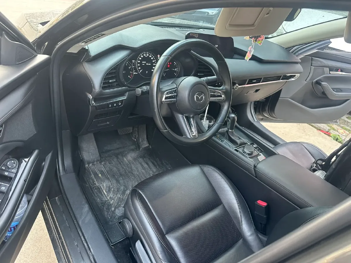 2020 Mazda 3 Axela 2.0L 158HP L4 6AT,autocango,china used car exporter,china ev exporter,chinese used car exporter,chinese used ev exporter