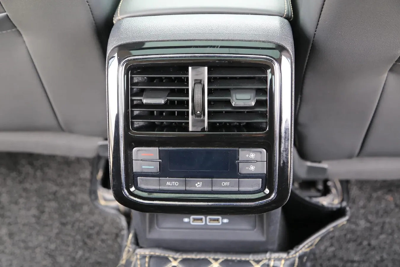 2019 Skoda Kodiak 2.0T 186HP L4 7DCT,autocango,china used car exporter,china ev exporter,chinese used car exporter,chinese used ev exporter