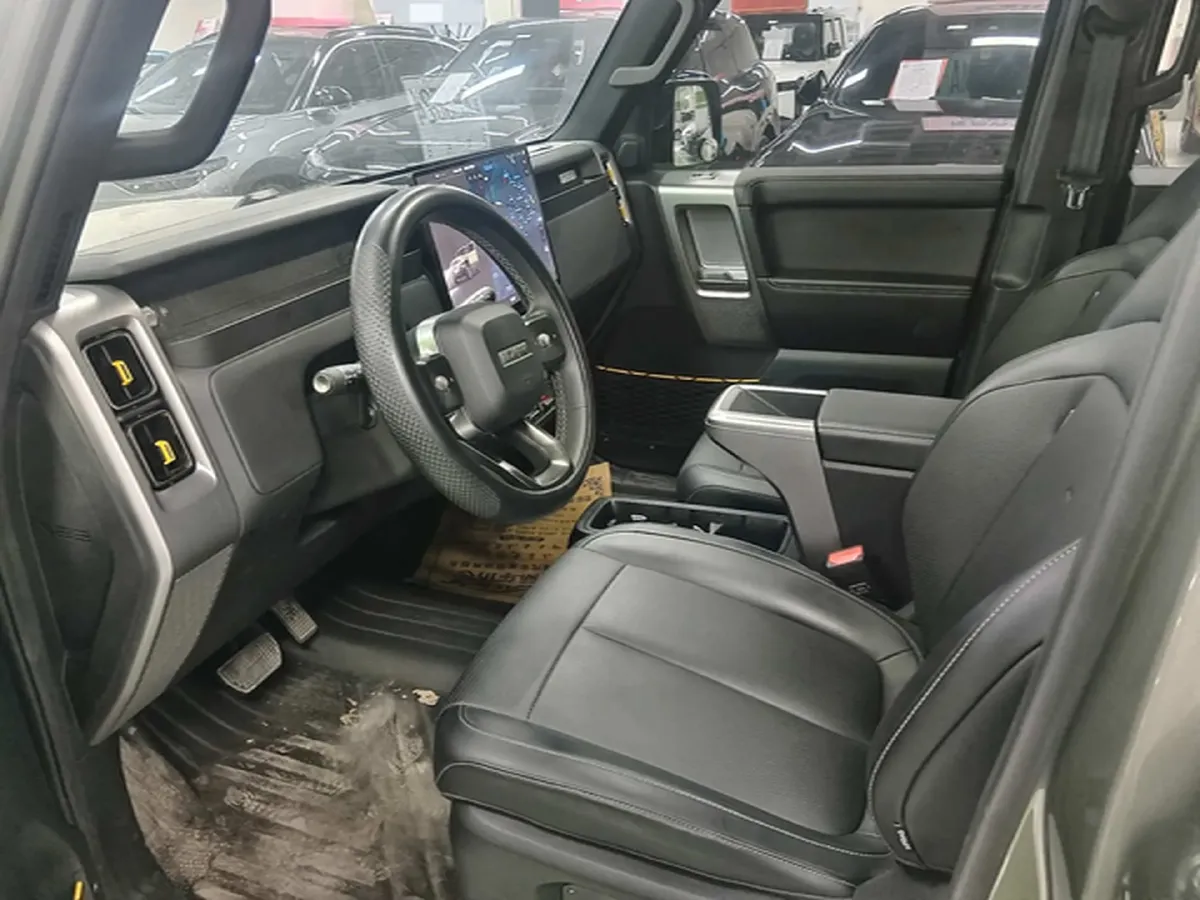 2015 Volvo V60 3.0T 305HP L6 6AT,autocango,china used car exporter,china ev exporter,chinese used car exporter,chinese used ev exporter