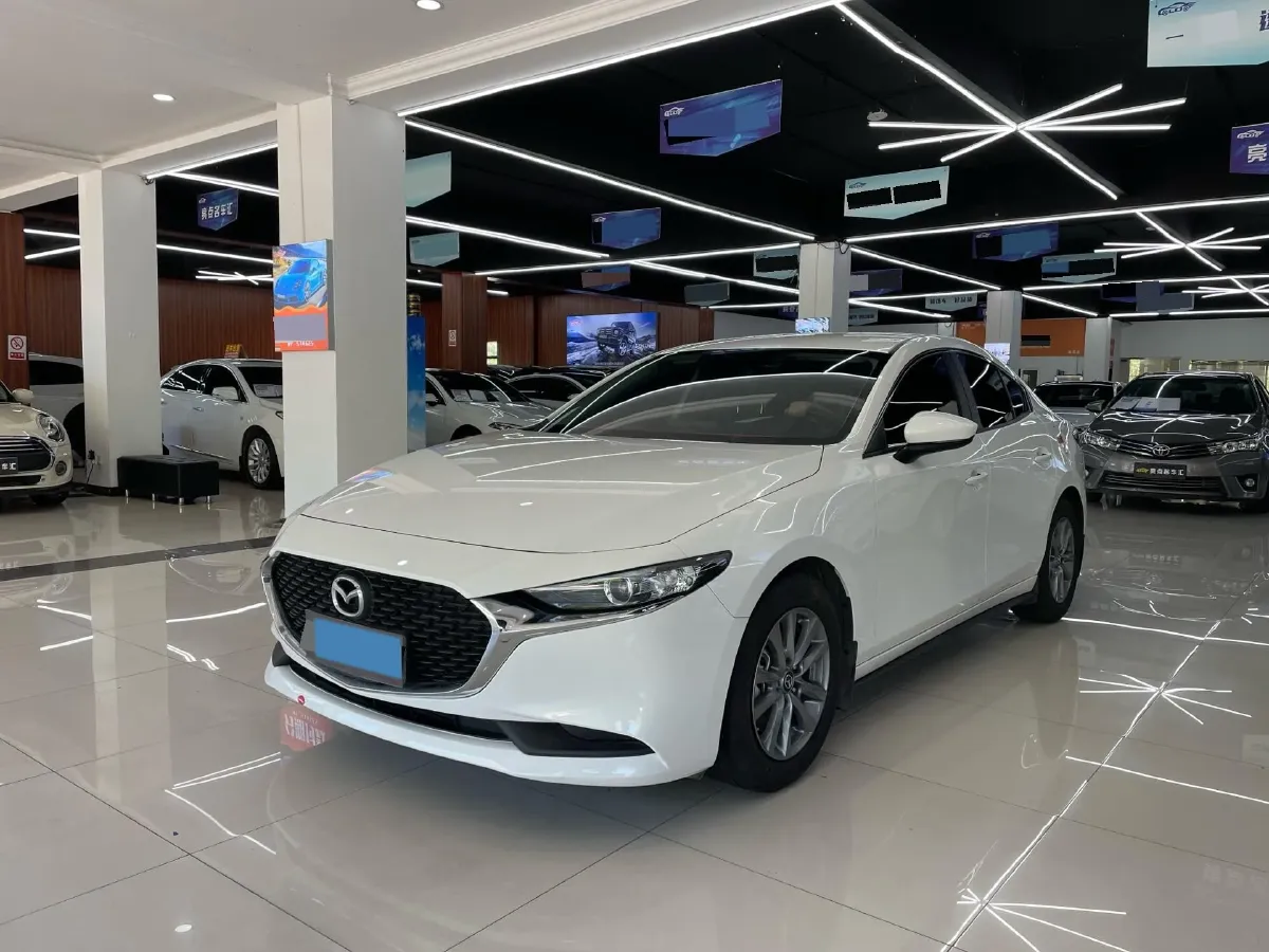 2021 Mazda 3 Axela 1.5L 117HP L4 6AT,autocango,china used car exporter,china ev exporter,chinese used car exporter,chinese used ev exporter