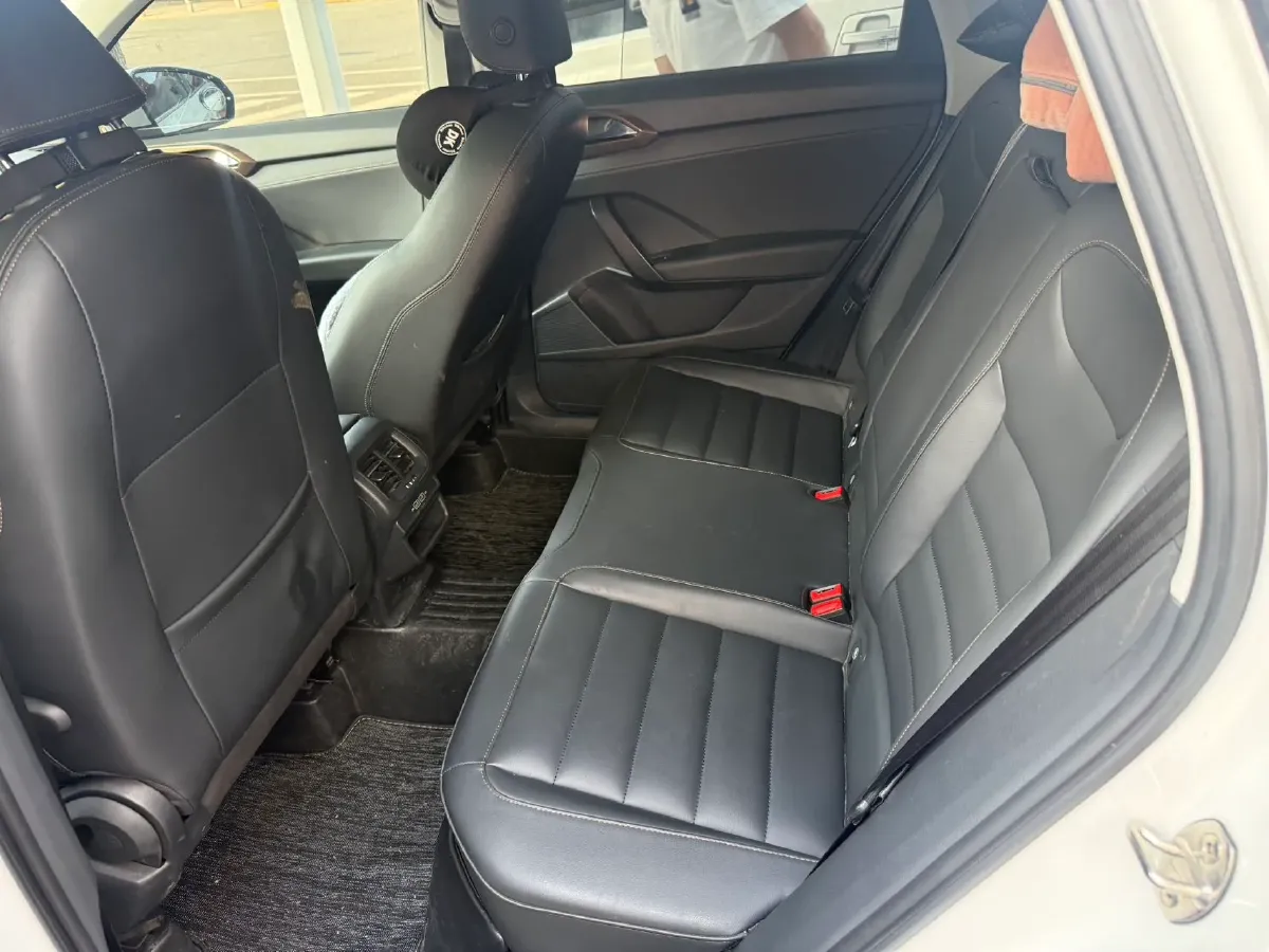 2019 MINI MINI 1.5T 102HP L3 7DCT,autocango,china used car exporter,china ev exporter,chinese used car exporter,chinese used ev exporter