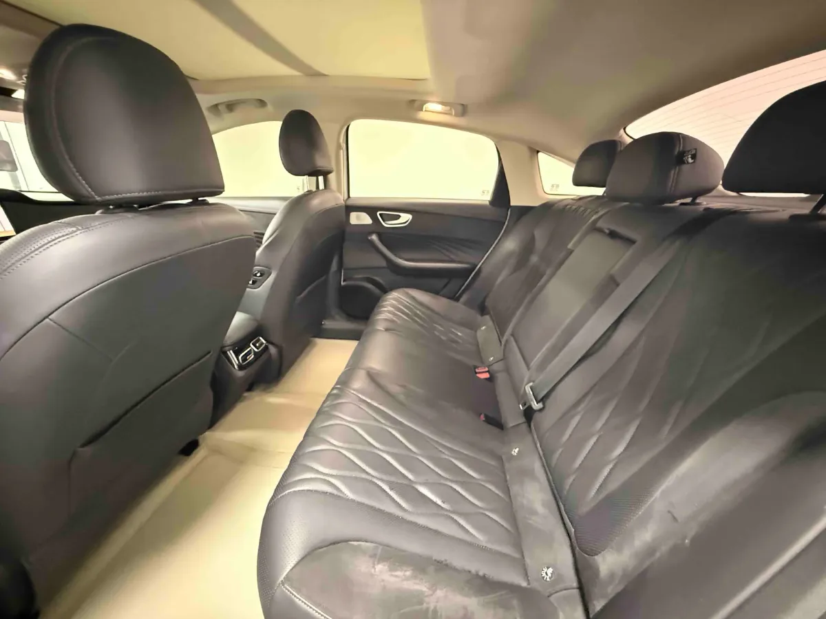 2023 Roewe D7 BEV 59.2KWH,autocango,china used car exporter,china ev exporter,chinese used car exporter,chinese used ev exporter