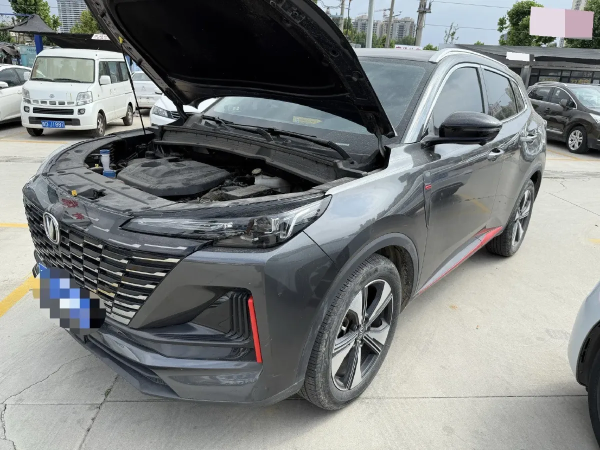 2022 ChangAn UNI-V 1.5T 188HP L4 7DCT,autocango,china used car exporter,china ev exporter,chinese used car exporter,chinese used ev exporter