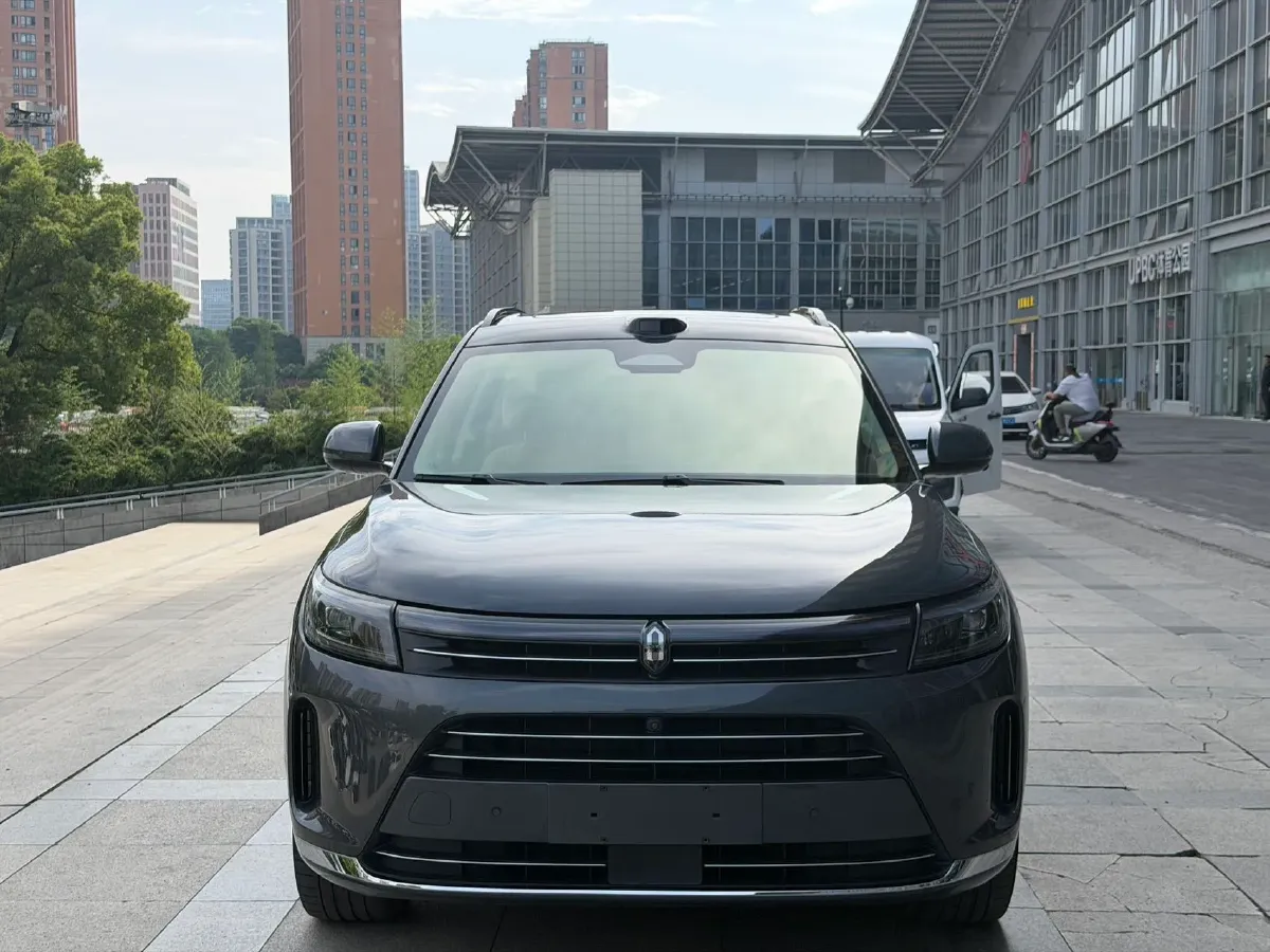 2024 AITO AITO M7 1.5T 152HP L4 REEV 40KWH,autocango,china used car exporter,china ev exporter,chinese used car exporter,chinese used ev exporter