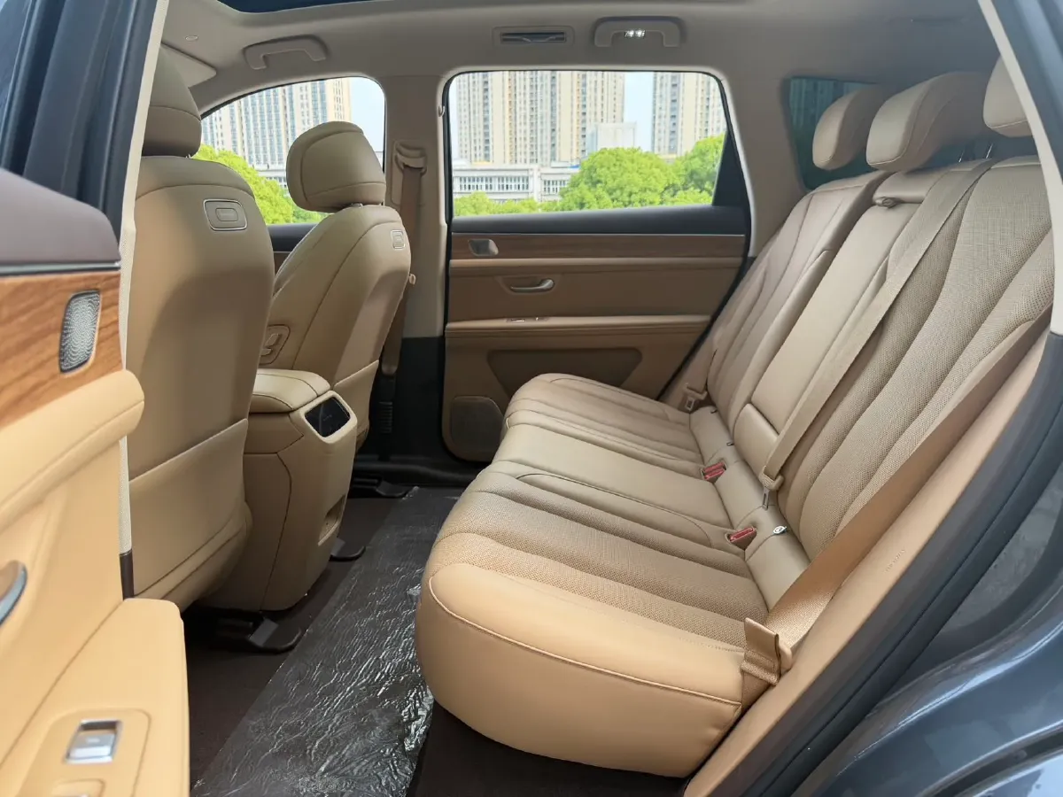 2024 AITO AITO M7 1.5T 152HP L4 REEV 40KWH,autocango,china used car exporter,china ev exporter,chinese used car exporter,chinese used ev exporter