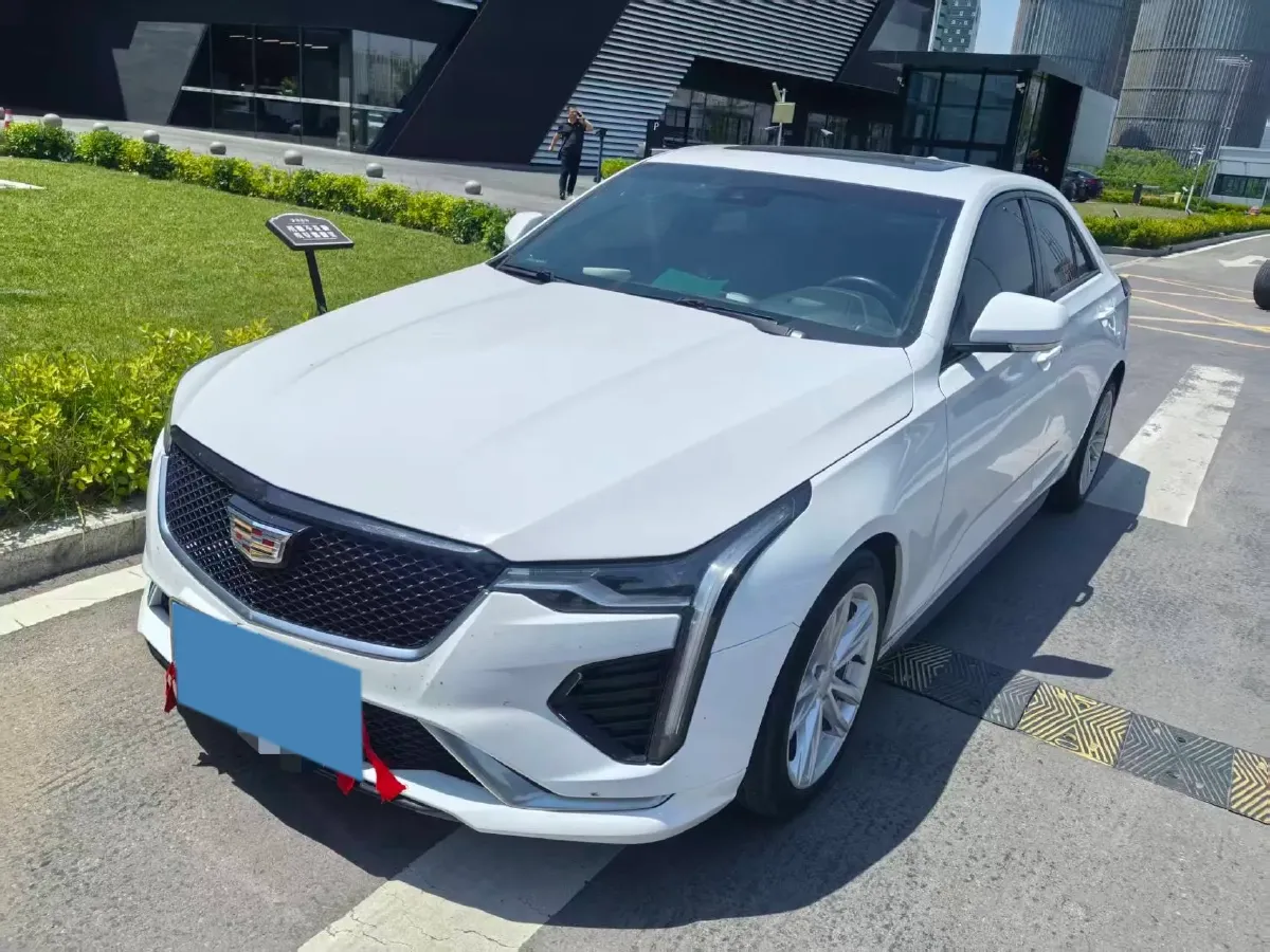 2021 Cadillac CT4 2.0T 237HP L4 8AT,autocango,china used car exporter,china ev exporter,chinese used car exporter,chinese used ev exporter