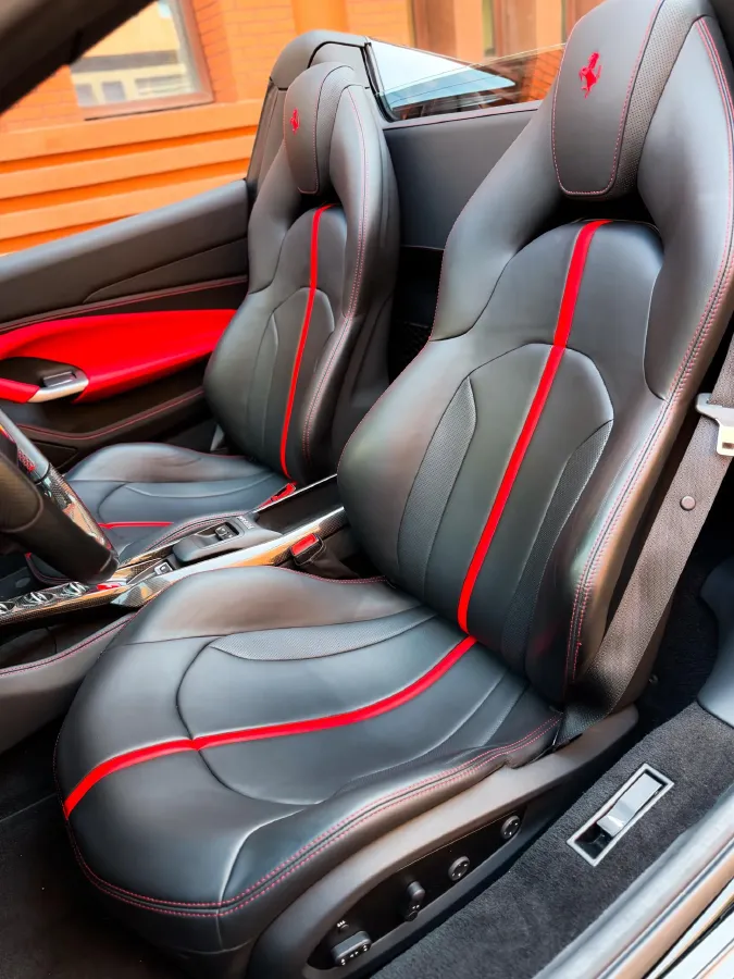 2020 Ferrari F8 3.9T 720HP V8 7DCT,autocango,china used car exporter,china ev exporter,chinese used car exporter,chinese used ev exporter