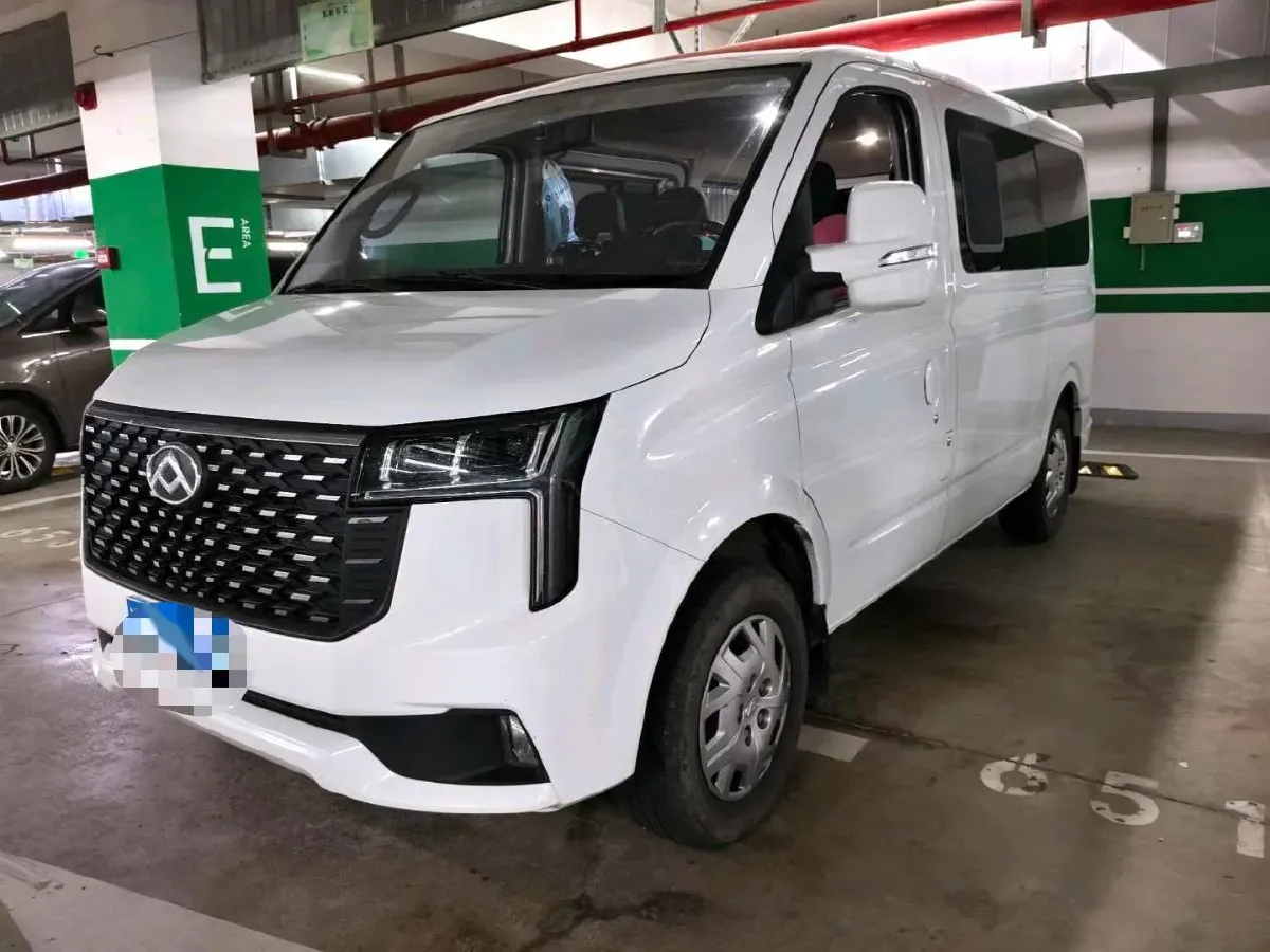 2025 MAXUS XinTu V80 2.0T 147HP L4 6MT,autocango,china used car exporter,china ev exporter,chinese used car exporter,chinese used ev exporter