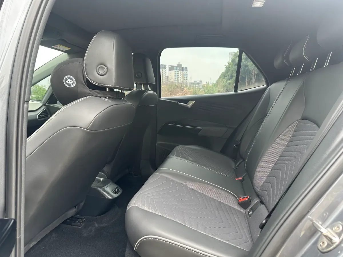 2022 Volkswagen ID.3 BEV 57.3KWH,autocango,china used car exporter,china ev exporter,chinese used car exporter,chinese used ev exporter