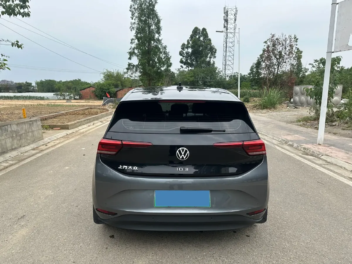 2022 Volkswagen ID.3 BEV 57.3KWH,autocango,china used car exporter,china ev exporter,chinese used car exporter,chinese used ev exporter