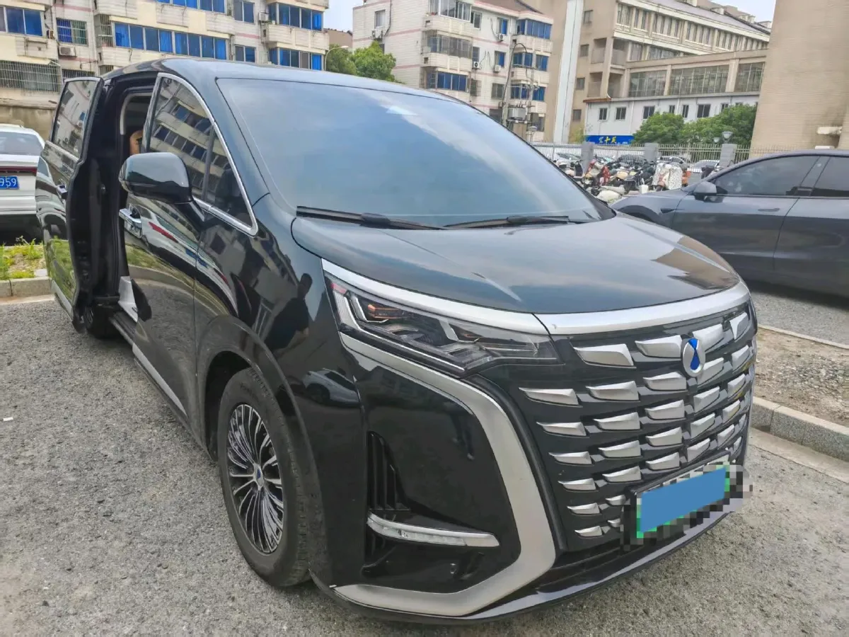 2024 Denza D9 1.5T 139HP L4 E-CVT PHEV 40KWH,autocango,china used car exporter,china ev exporter,chinese used car exporter,chinese used ev exporter