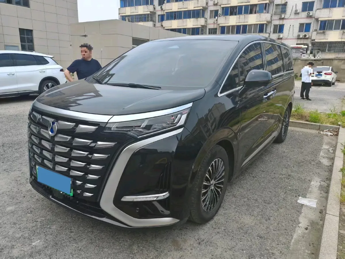 2024 Denza D9 1.5T 139HP L4 E-CVT PHEV 40KWH,autocango,china used car exporter,china ev exporter,chinese used car exporter,chinese used ev exporter