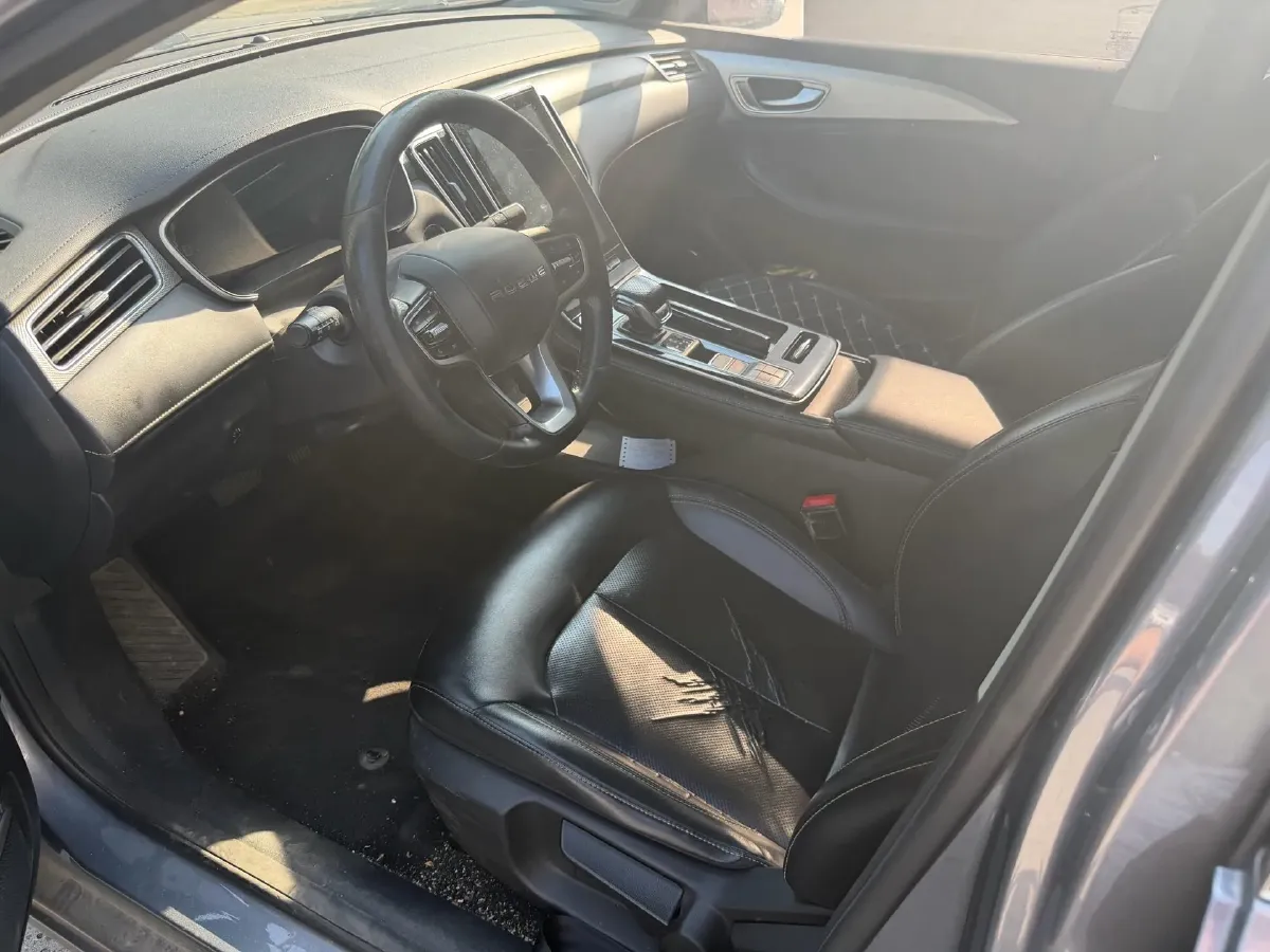 2022 JMC YuHu 7 2.0T 141HP L4 8AT,autocango,china used car exporter,china ev exporter,chinese used car exporter,chinese used ev exporter