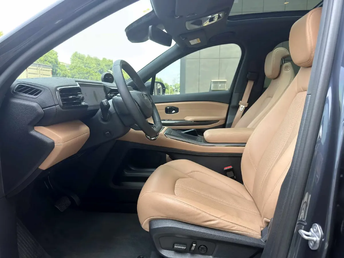 2020 Lexus NX 2.5L 155HP L4 E-CVT Hybrid,autocango,china used car exporter,china ev exporter,chinese used car exporter,chinese used ev exporter
