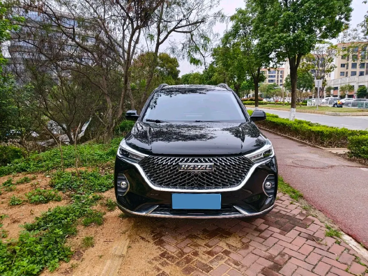 2021 Haval M6 1.5T 150HP L4 7DCT,autocango,china used car exporter,china ev exporter,chinese used car exporter,chinese used ev exporter