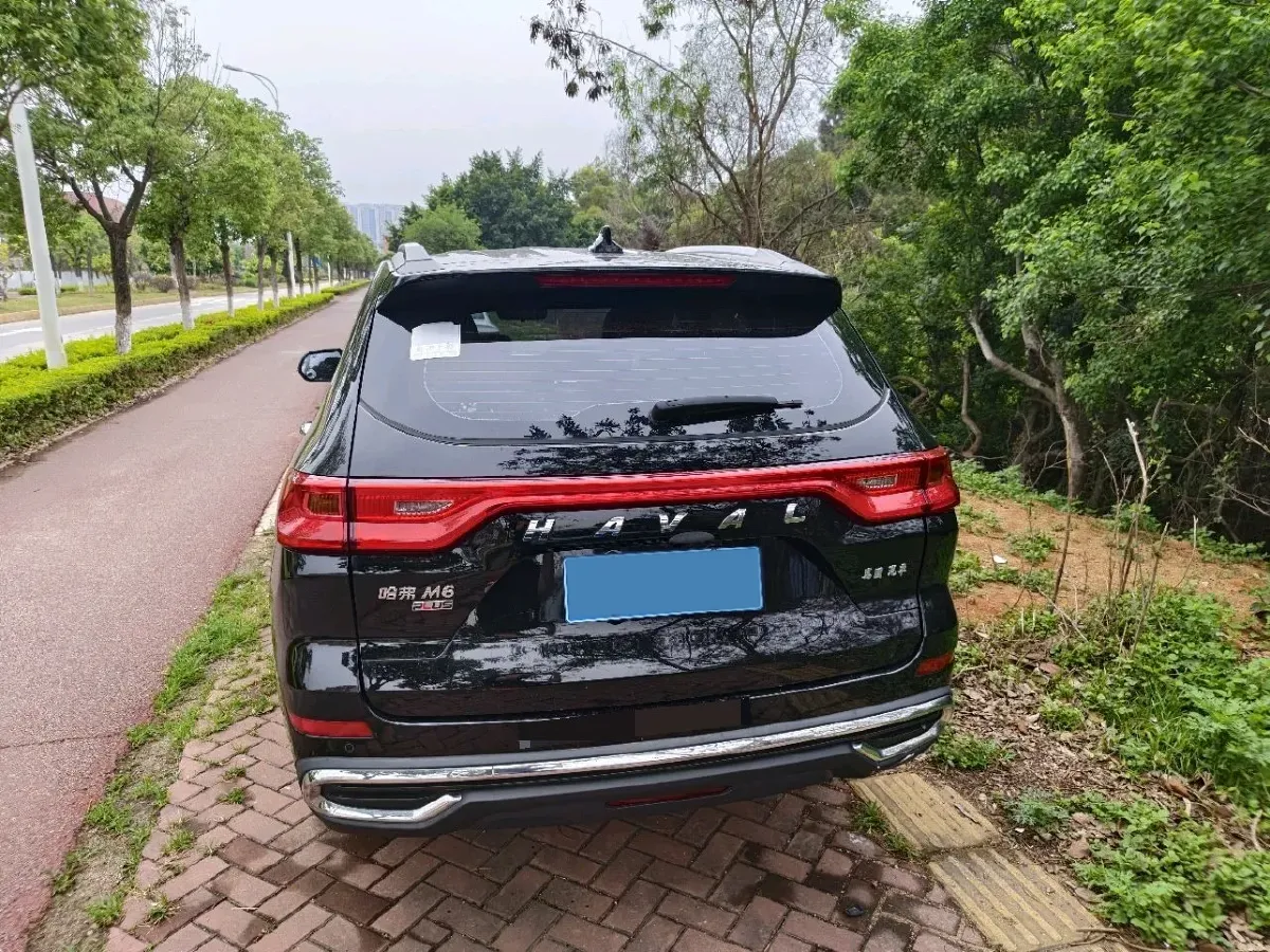 2021 Haval M6 1.5T 150HP L4 7DCT,autocango,china used car exporter,china ev exporter,chinese used car exporter,chinese used ev exporter