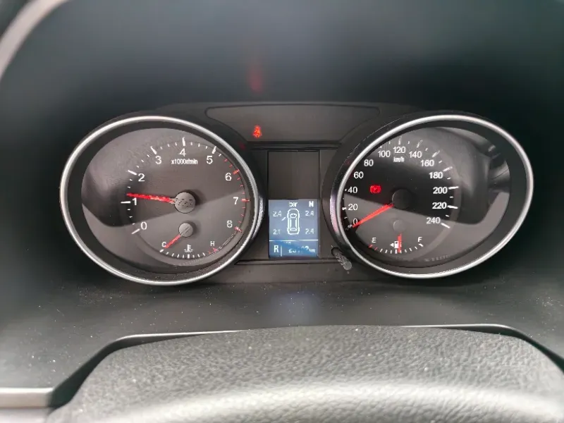 2021 Haval M6 1.5T 150HP L4 7DCT,autocango,china used car exporter,china ev exporter,chinese used car exporter,chinese used ev exporter