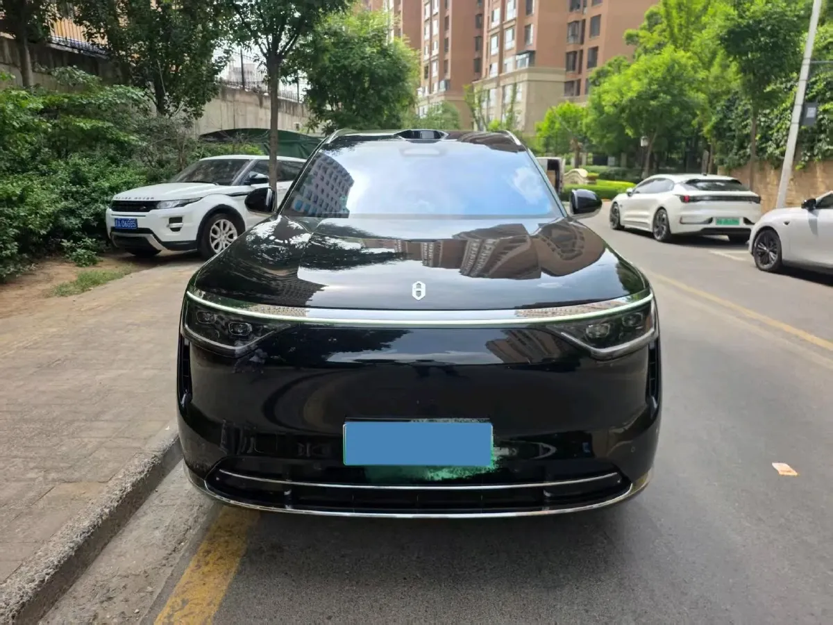 2025 HIMA AITO M8 REEV 160HP REEV 37KWH,autocango,china used car exporter,china ev exporter,chinese used car exporter,chinese used ev exporter