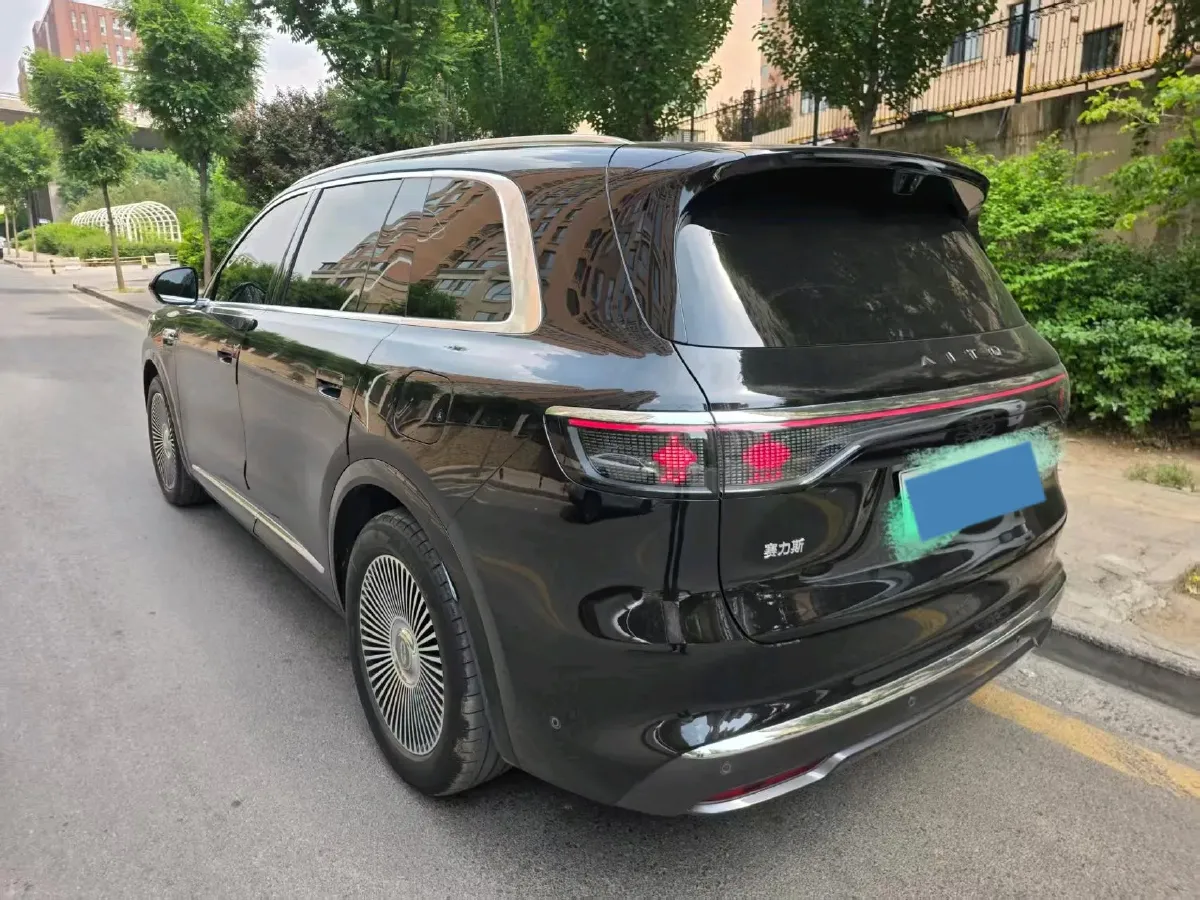 2025 HIMA AITO M8 REEV 160HP REEV 37KWH,autocango,china used car exporter,china ev exporter,chinese used car exporter,chinese used ev exporter