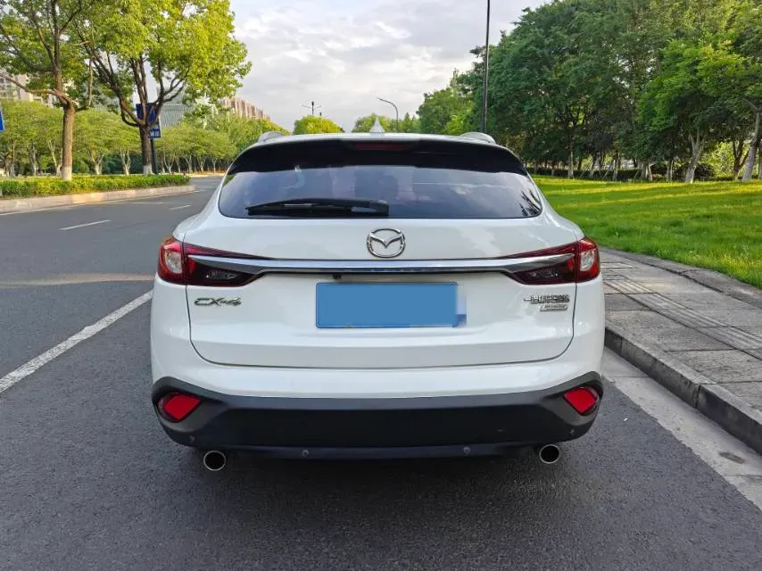 2016 Mazda CX-4 2.0L 158HP L4 6AT,autocango,china used car exporter,china ev exporter,chinese used car exporter,chinese used ev exporter
