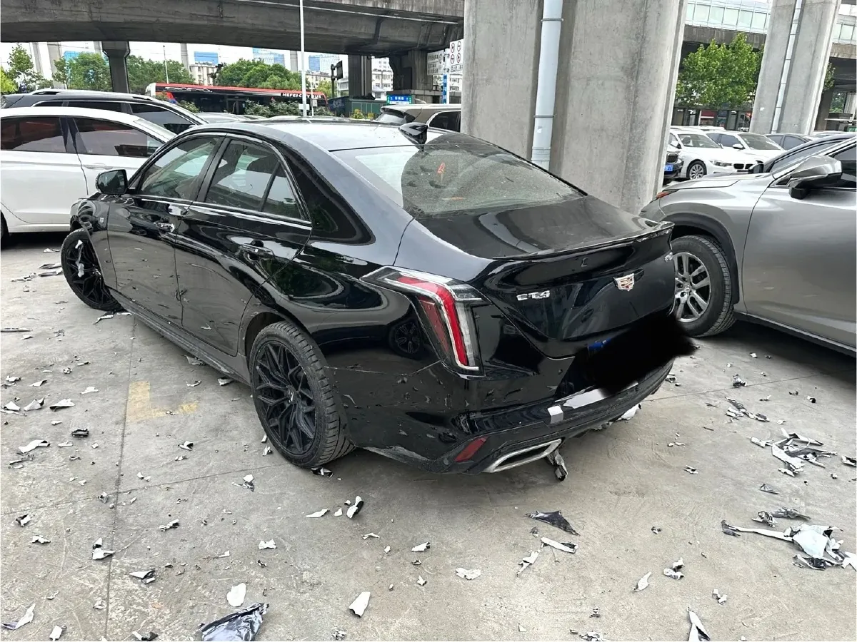 2021 Cadillac CT4 2.0T 237HP L4 8AT,autocango,china used car exporter,china ev exporter,chinese used car exporter,chinese used ev exporter
