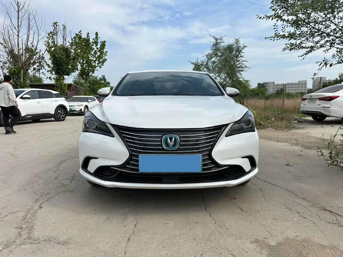 2022 ChangAn Eado BEV 53.64KWH,autocango,china used car exporter,china ev exporter,chinese used car exporter,chinese used ev exporter