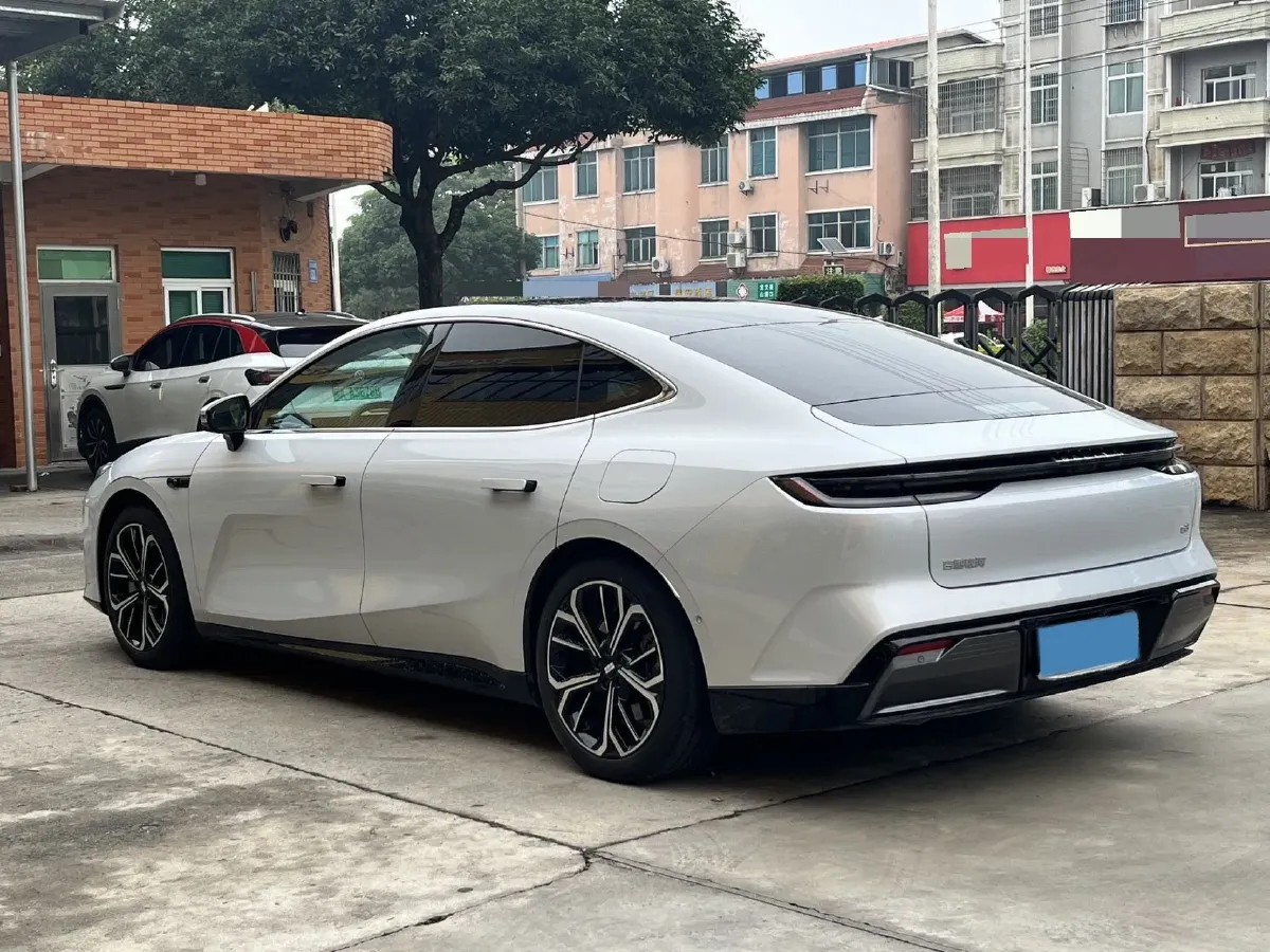 2025 Geely Galaxy E8 BEV 76KWH,autocango,china used car exporter,china ev exporter,chinese used car exporter,chinese used ev exporter