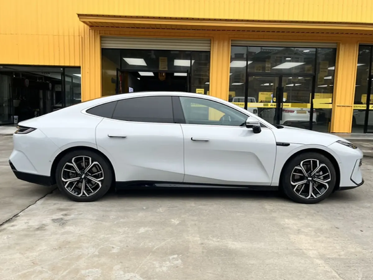 2025 Geely Galaxy E8 BEV 76KWH,autocango,china used car exporter,china ev exporter,chinese used car exporter,chinese used ev exporter
