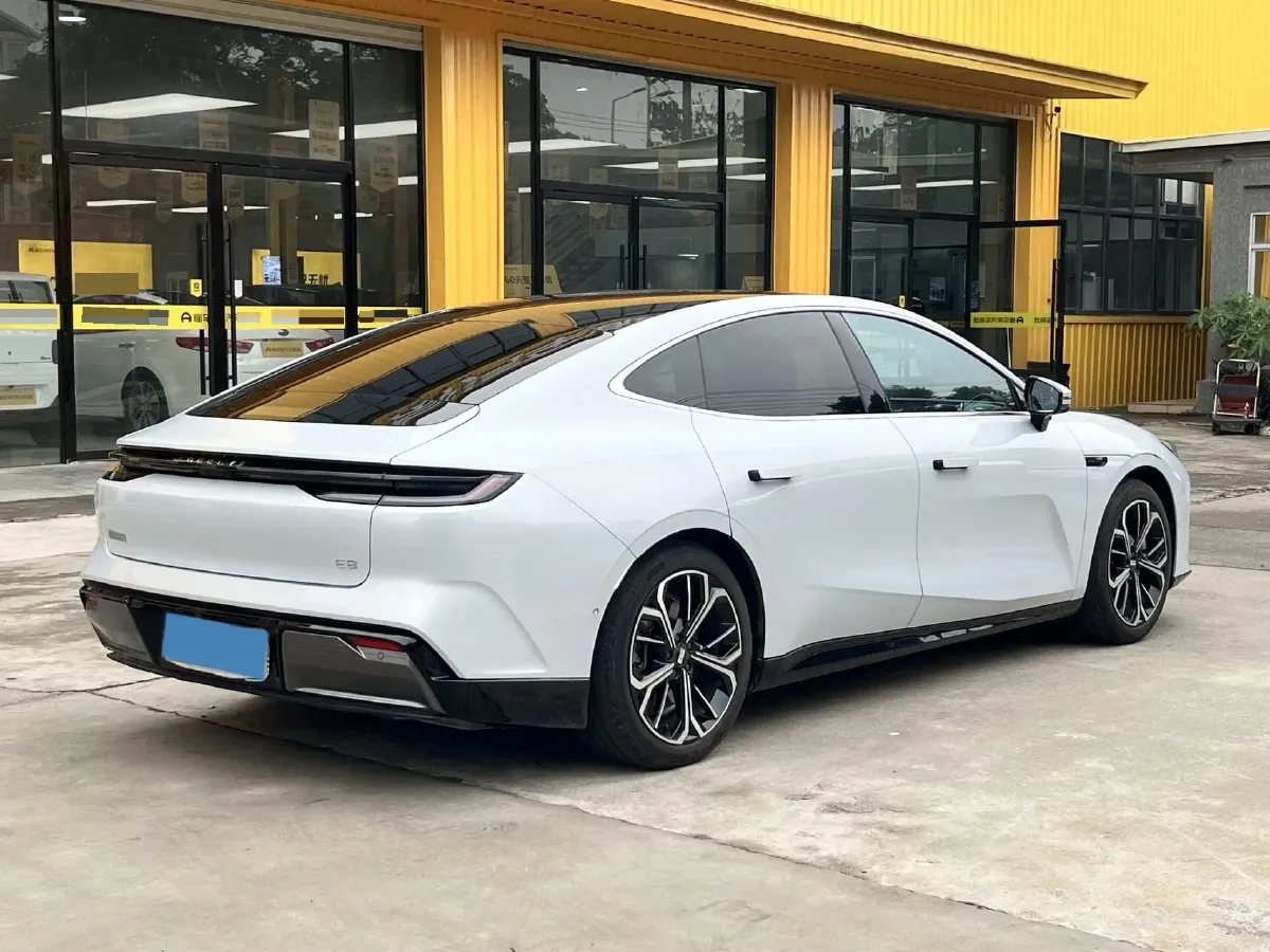 2025 Geely Galaxy E8 BEV 76KWH,autocango,china used car exporter,china ev exporter,chinese used car exporter,chinese used ev exporter