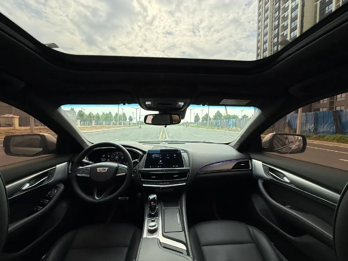 2023 Cadillac CT5 2.0T 237HP L4 10AT,autocango,china used car exporter,china ev exporter,chinese used car exporter,chinese used ev exporter