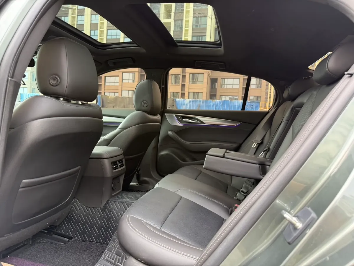 2023 Cadillac CT5 2.0T 237HP L4 10AT,autocango,china used car exporter,china ev exporter,chinese used car exporter,chinese used ev exporter